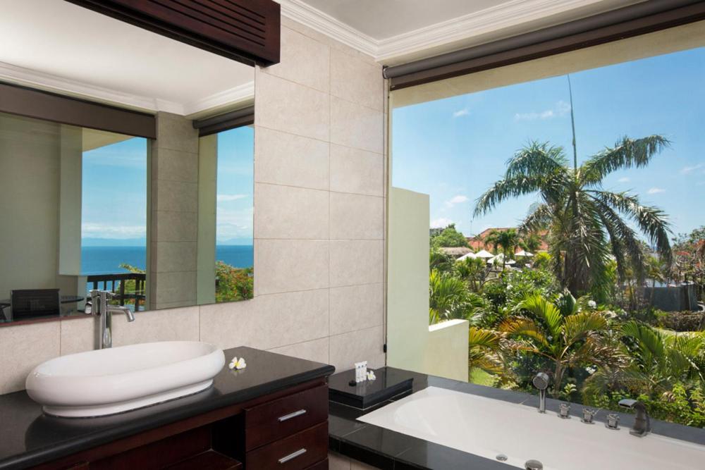 Blue Point Resort And Spa Uluwatu Buitenkant foto